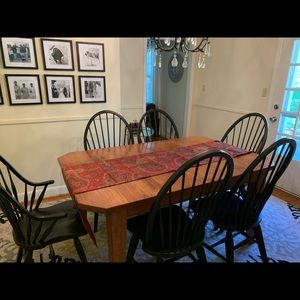Pottery barn table runner holiday